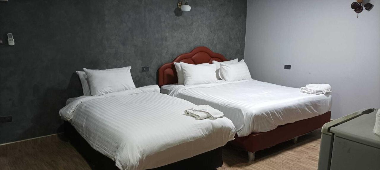 Kun Hotel Nakhonratchasima Exterior foto